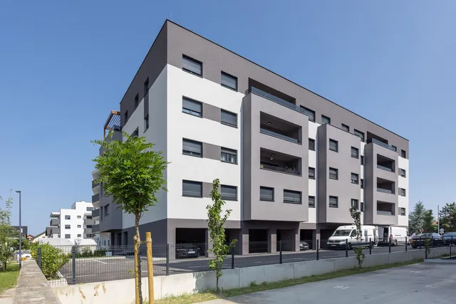 /src/assets/vg-residence/gallery/003_24A2946.jpg