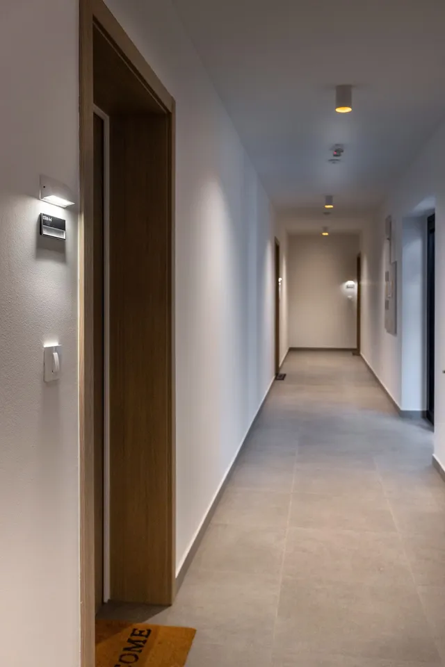 /src/assets/vg-residence/gallery/201_24A2935.jpg