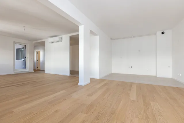 /src/assets/vg-residence/gallery/301_24A2891.jpg